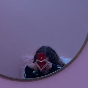 Meet your Posher, Clara